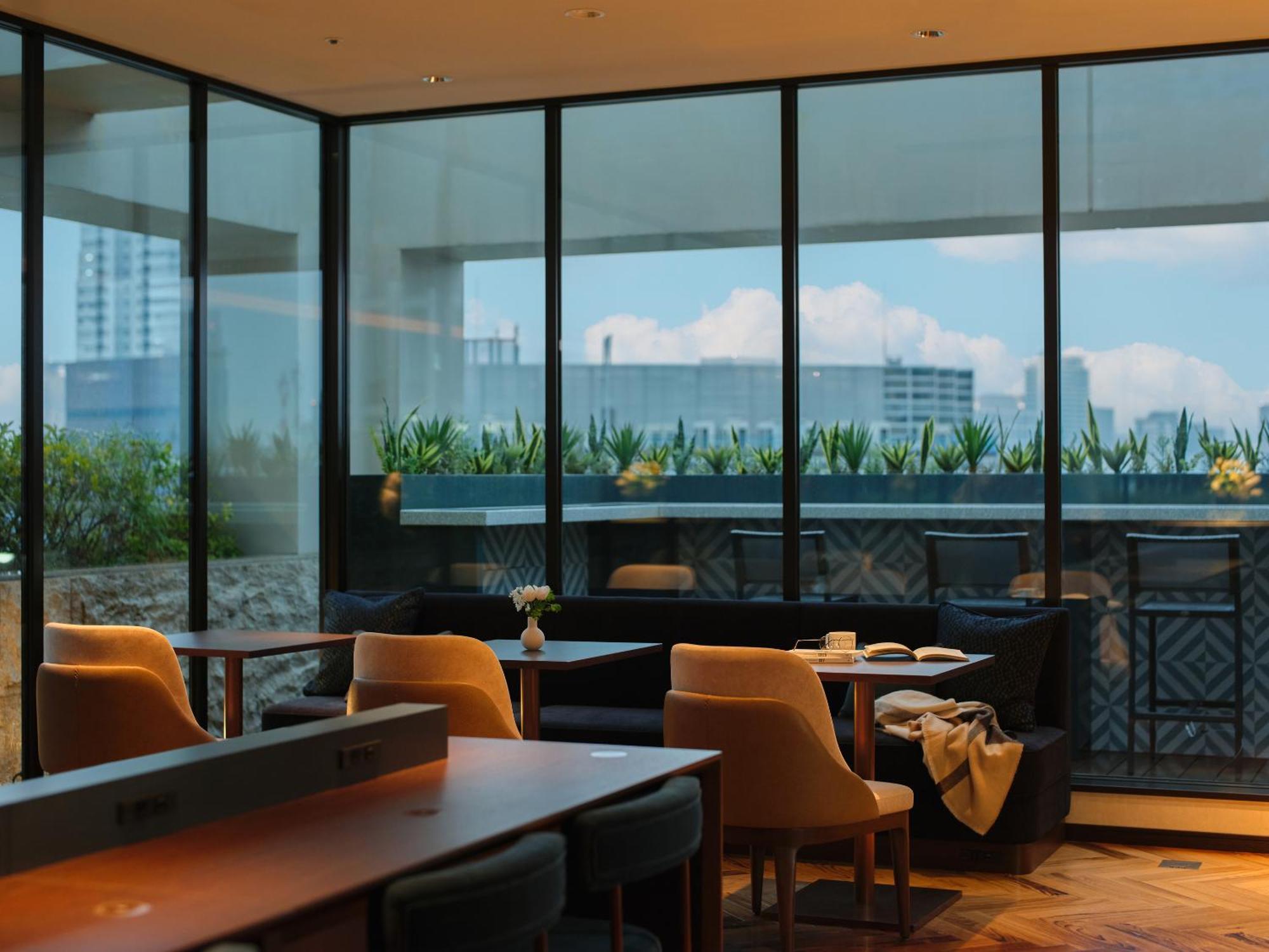 Mitsui Garden Hotel Osaka Premier Zewnętrze zdjęcie